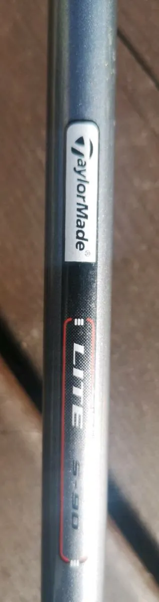 Taylormade 200steel 4 wood, stiff 90g shaft - Image 4