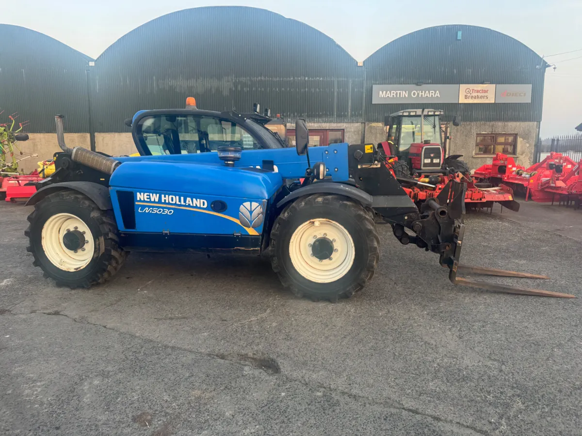 New Holland LM5030 Telehandler - Image 1