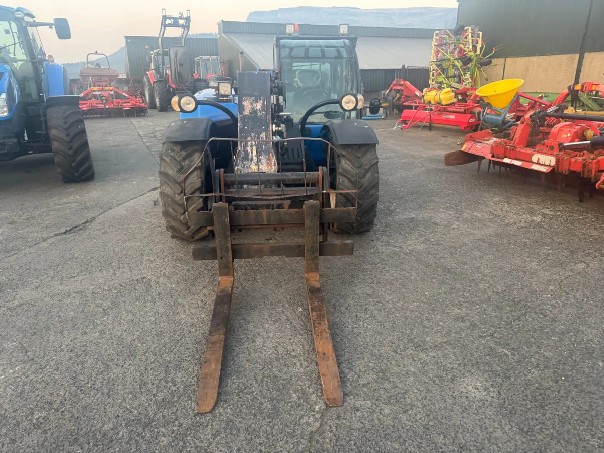 New Holland LM5030 Telehandler - Image 4