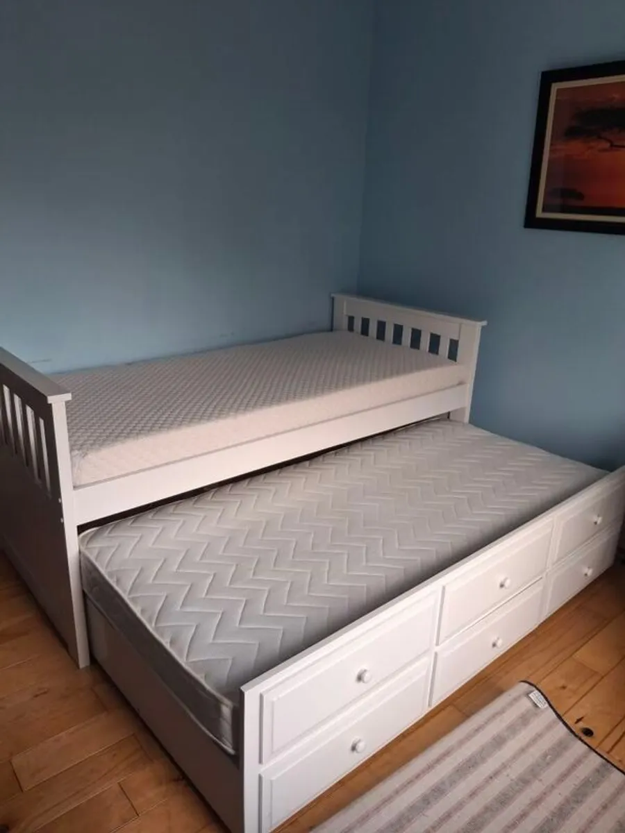 Single bed with trundle bed & storage - Image 3