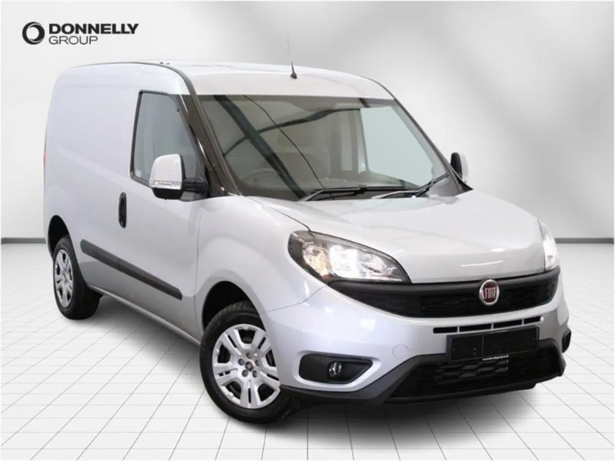 Fiat Doblo Cargo L1 Diesel Tecnico - Image 1