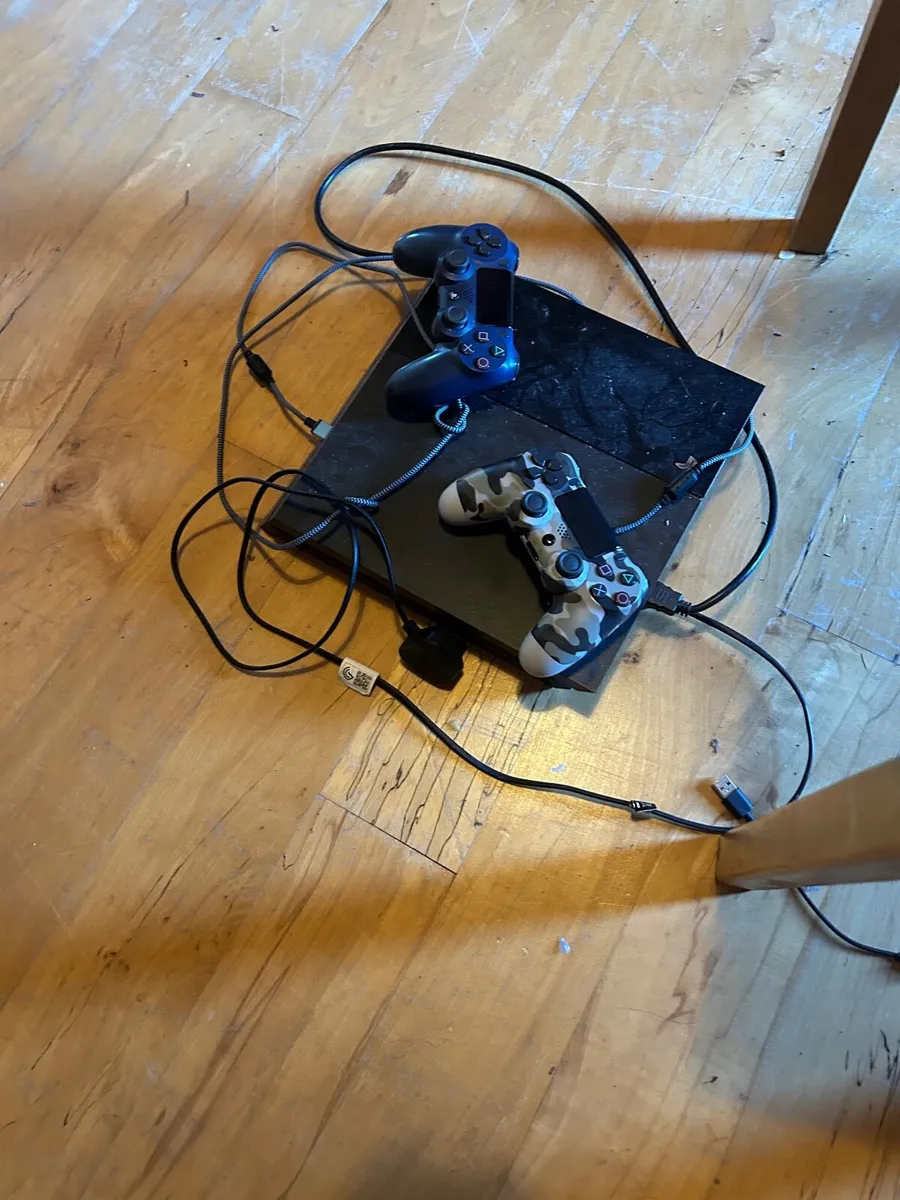 PlayStation 4 plus tv - Image 1