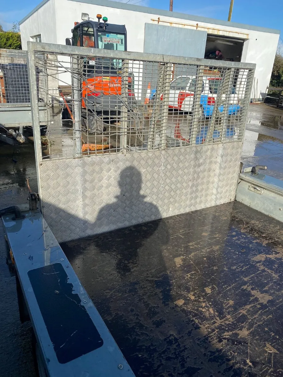 Plant trailer - Image 1