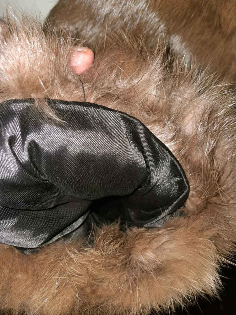Beautiful genuine brown Coney fur coat - Image 4