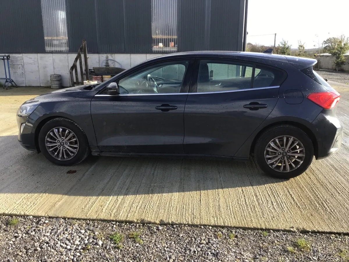 211 Ford focus - Image 4