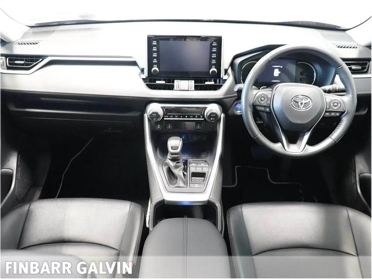 RAV4 PLATINUM 2.0 HYBRID - Image 4