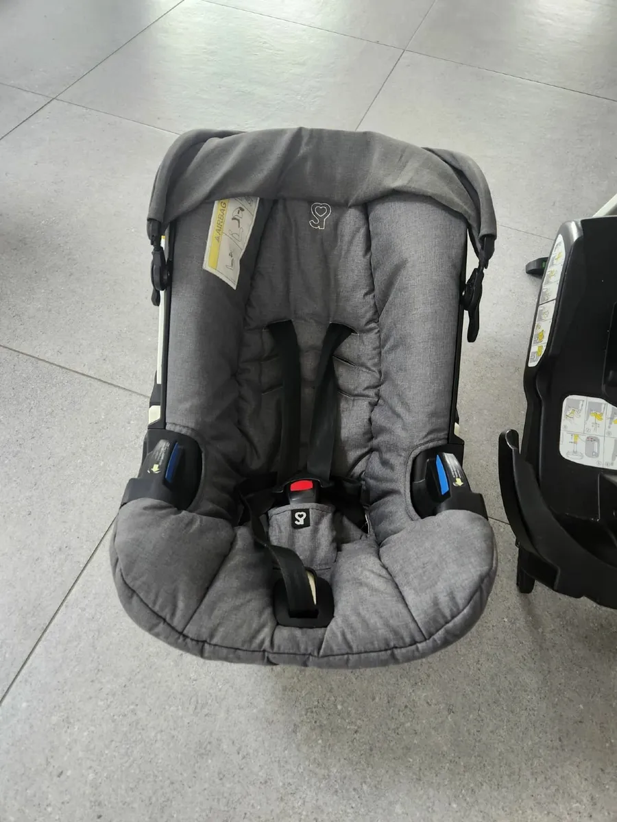 Doona car seat & Isofix - Image 3