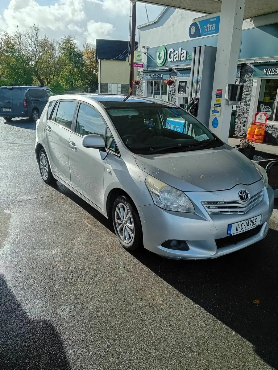 Toyota Verso 2011 - Image 2