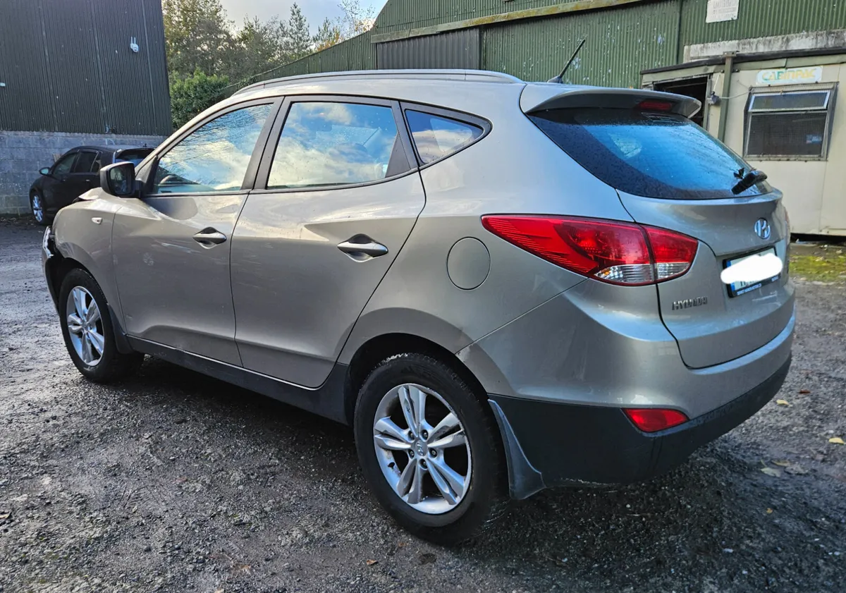 Hyundai ix35 2011 1.7 Diesel 2WD 115hp - Image 3