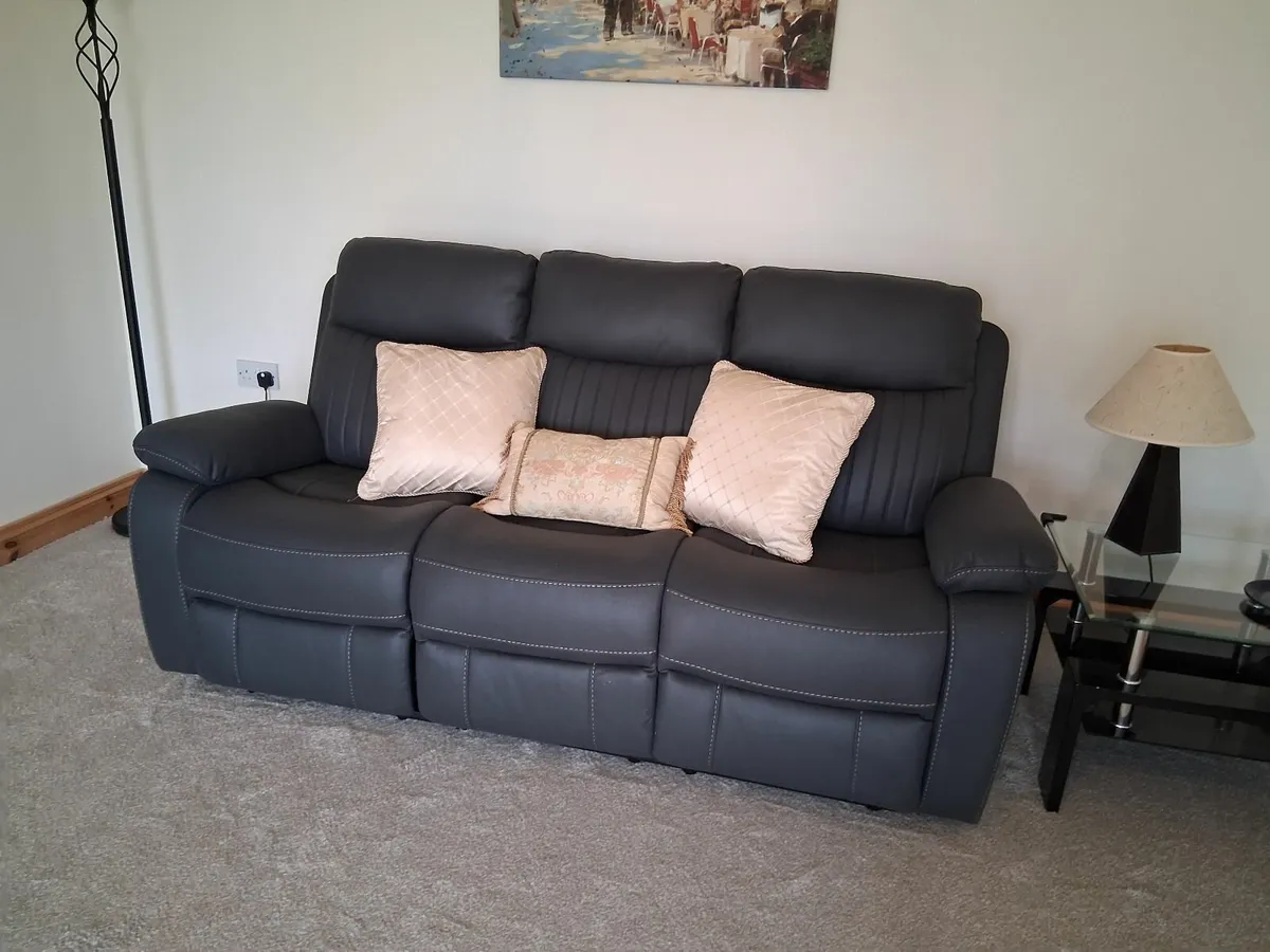 Sofa - 3 Seater Barkley Manual Recliner. Brand New - Image 1