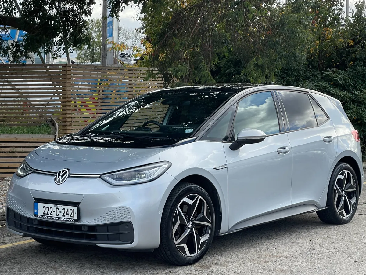 Volkswagen ID.3 2022 **BIG BATTERY*LONG RANGE** - Image 2