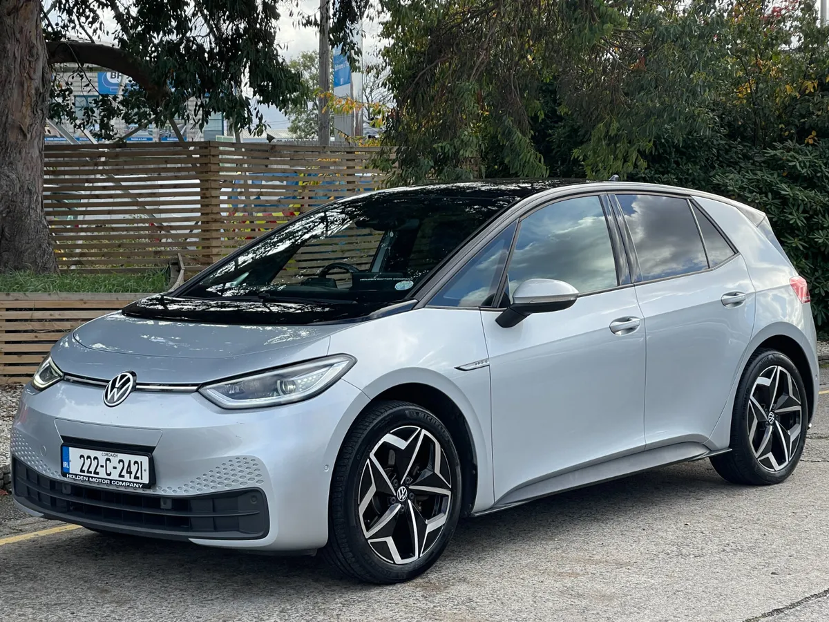Volkswagen ID.3 2022 **BIG BATTERY*LONG RANGE** - Image 3