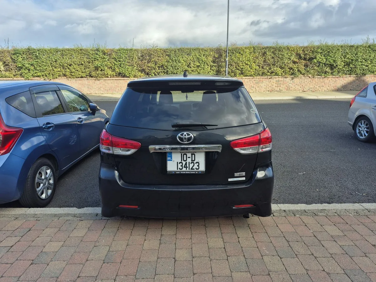2010 Toyota wish automatic nct 12/2025 - Image 2