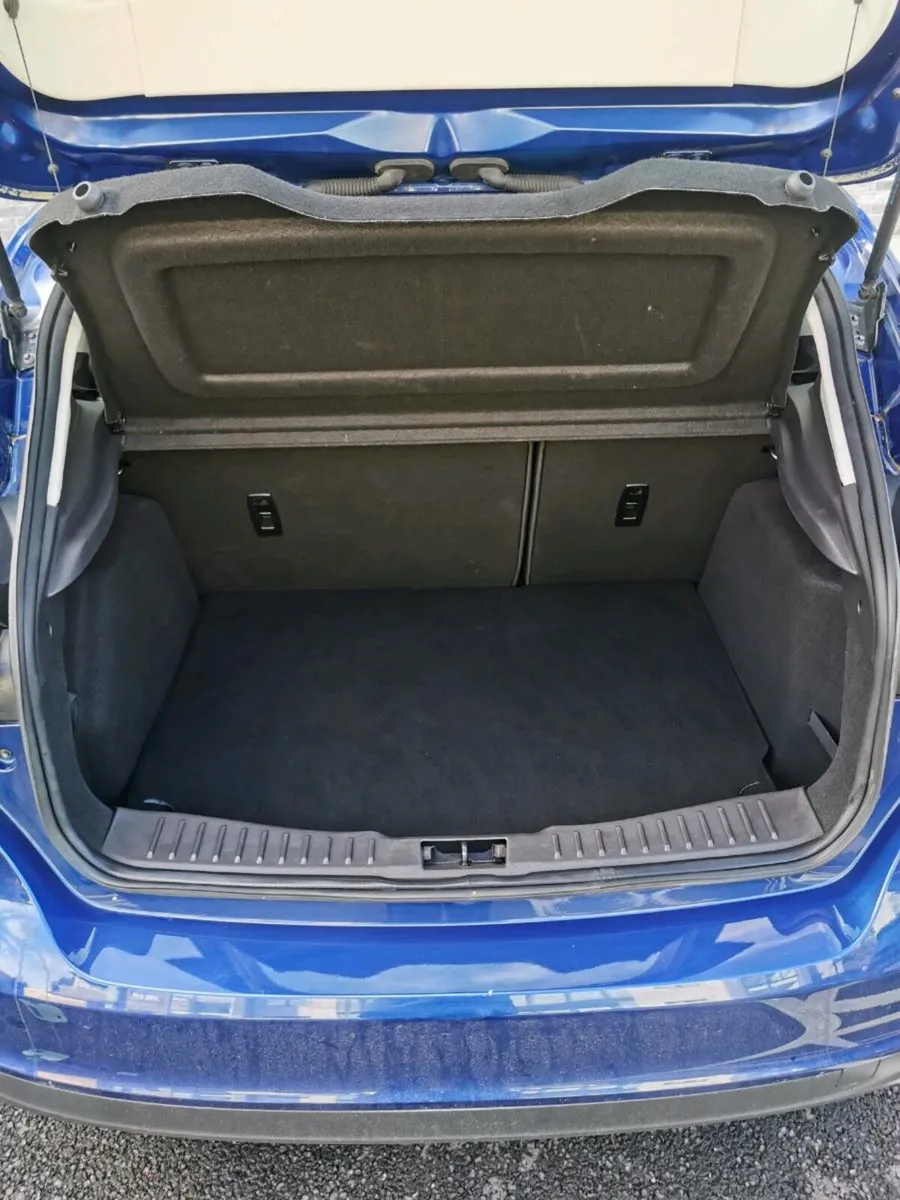 Ford focus 1 litre - Image 4