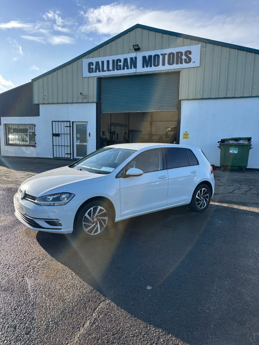 Volkswagen Golf 2019 * full Leather * - Image 3