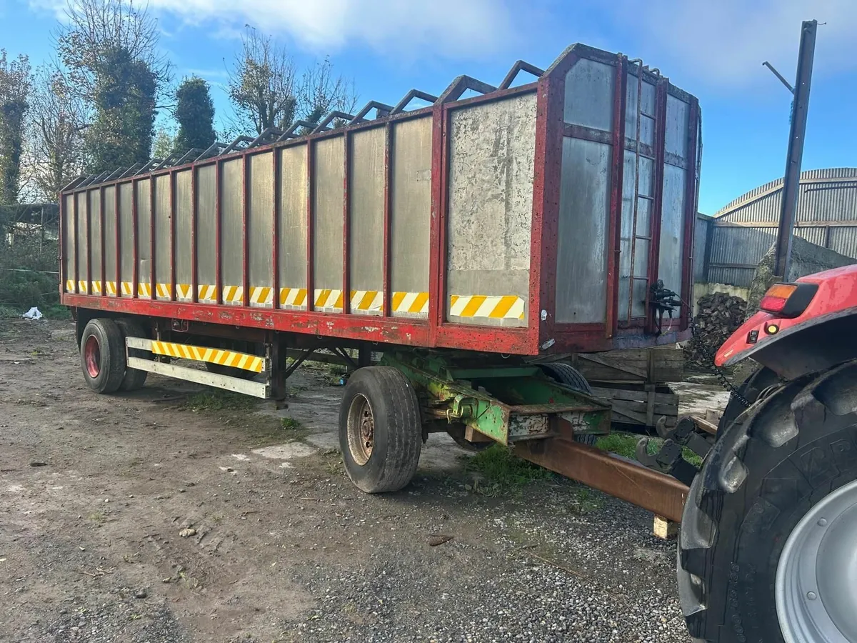 28ft Cattle Trailer - Image 1