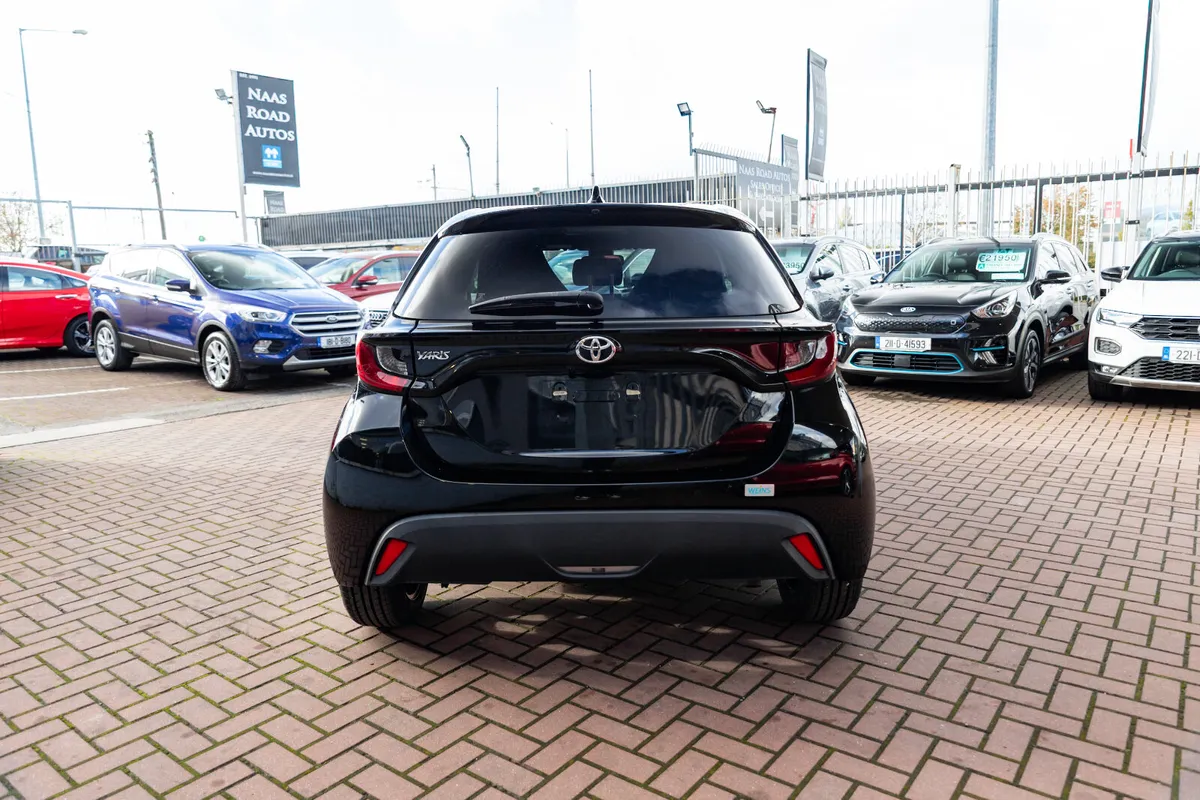 TOYOTA YARIS 1.0 SOL 5DR HATCHBACK AUTOMATIC - Image 4