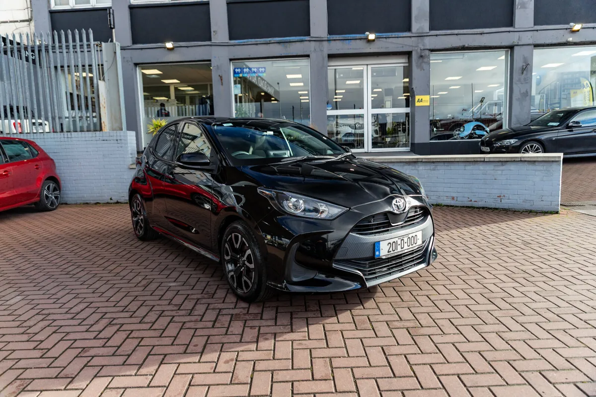 TOYOTA YARIS 1.0 SOL 5DR HATCHBACK AUTOMATIC - Image 1