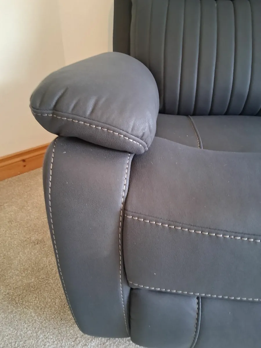 Sofa - 3 Seater Barkley Manual Recliner. Brand New - Image 3