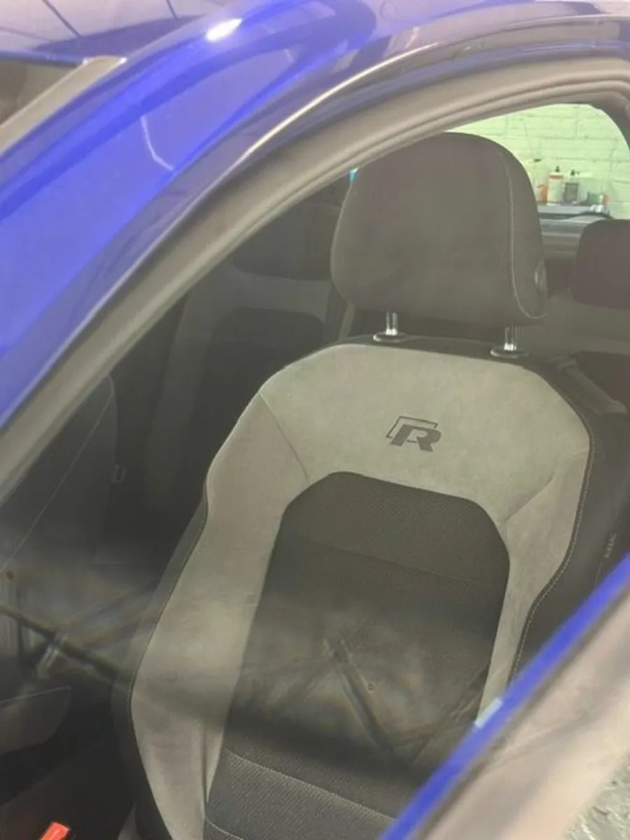 Rare VW Golf R 2015 – Lapiz Blue, DSG, Low Mileage - Image 4
