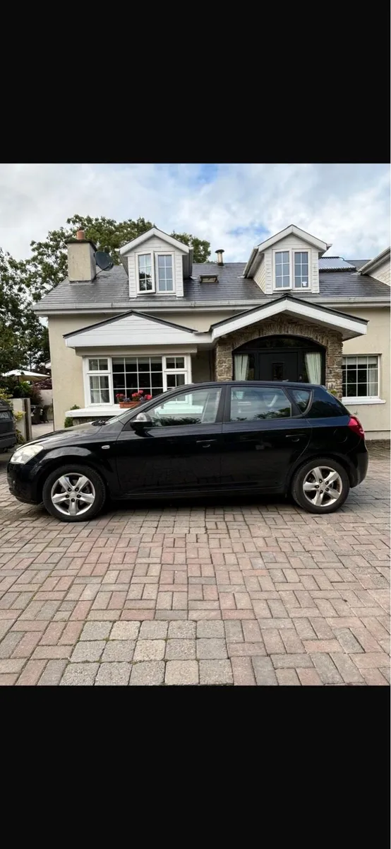 Kia Ceed - Image 1
