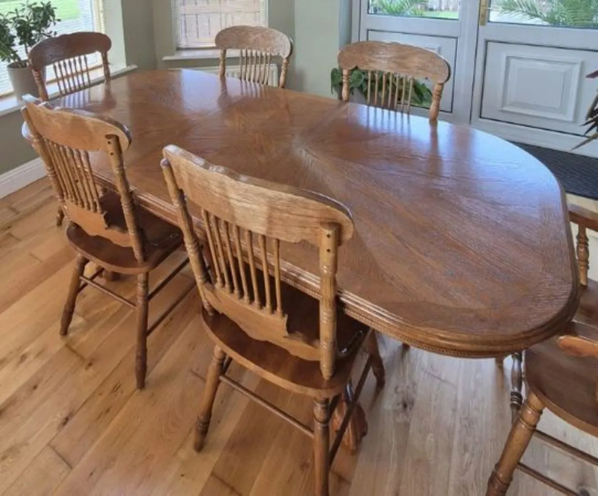 Dining Room table & 6 chairs - Image 2