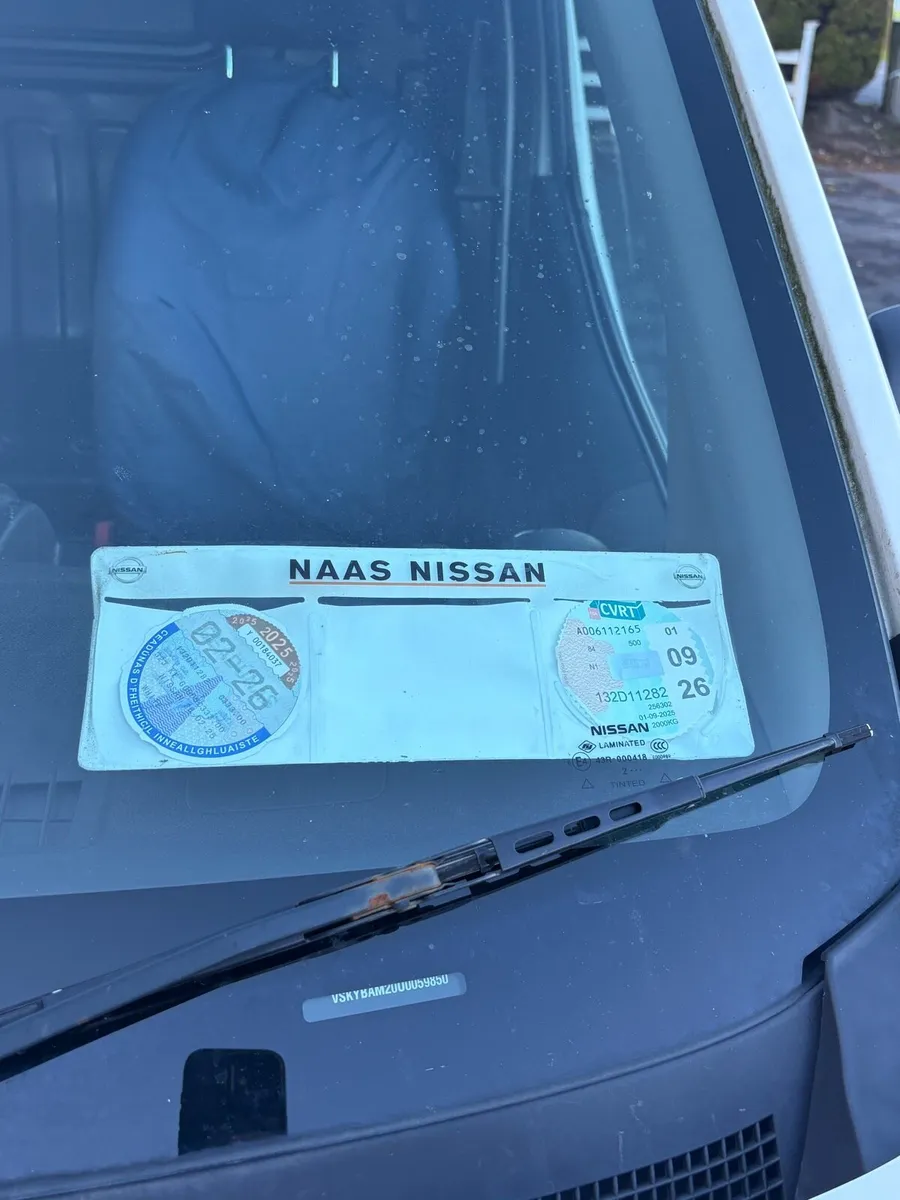 2013 Nissan Nv 200 tax 2/26 Doe 4/26 1 owner - Image 4