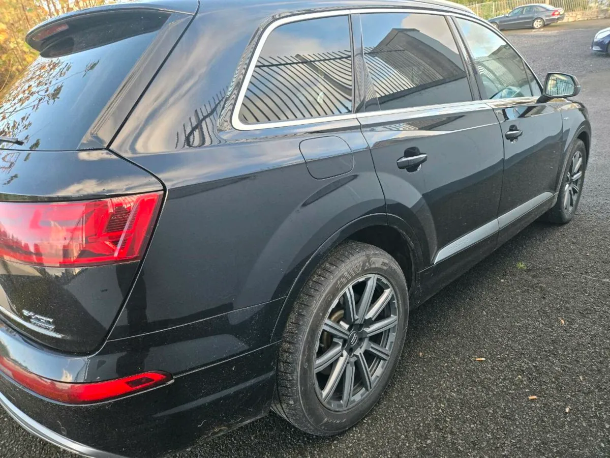 Audi Q7 2018 diesel plub in hybrid - Image 2