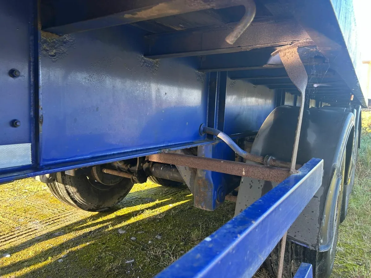 45 ft trailer - Image 2