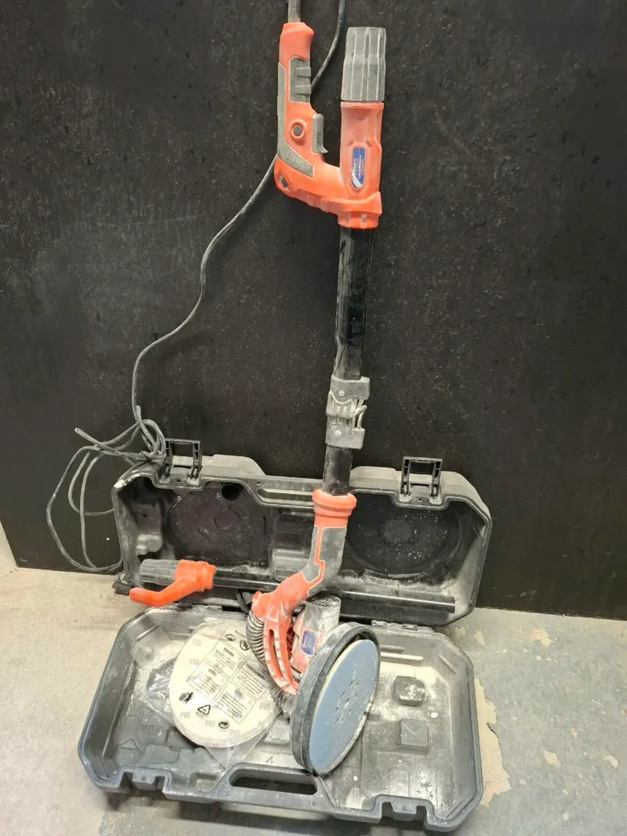 Sanding - Image 1
