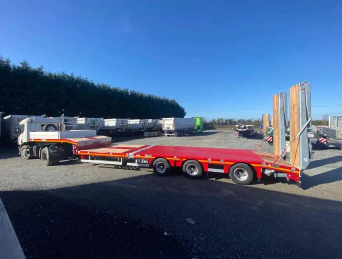 NEW FAYMONVILLE 3 AXLE MAX TRAILER - Image 1