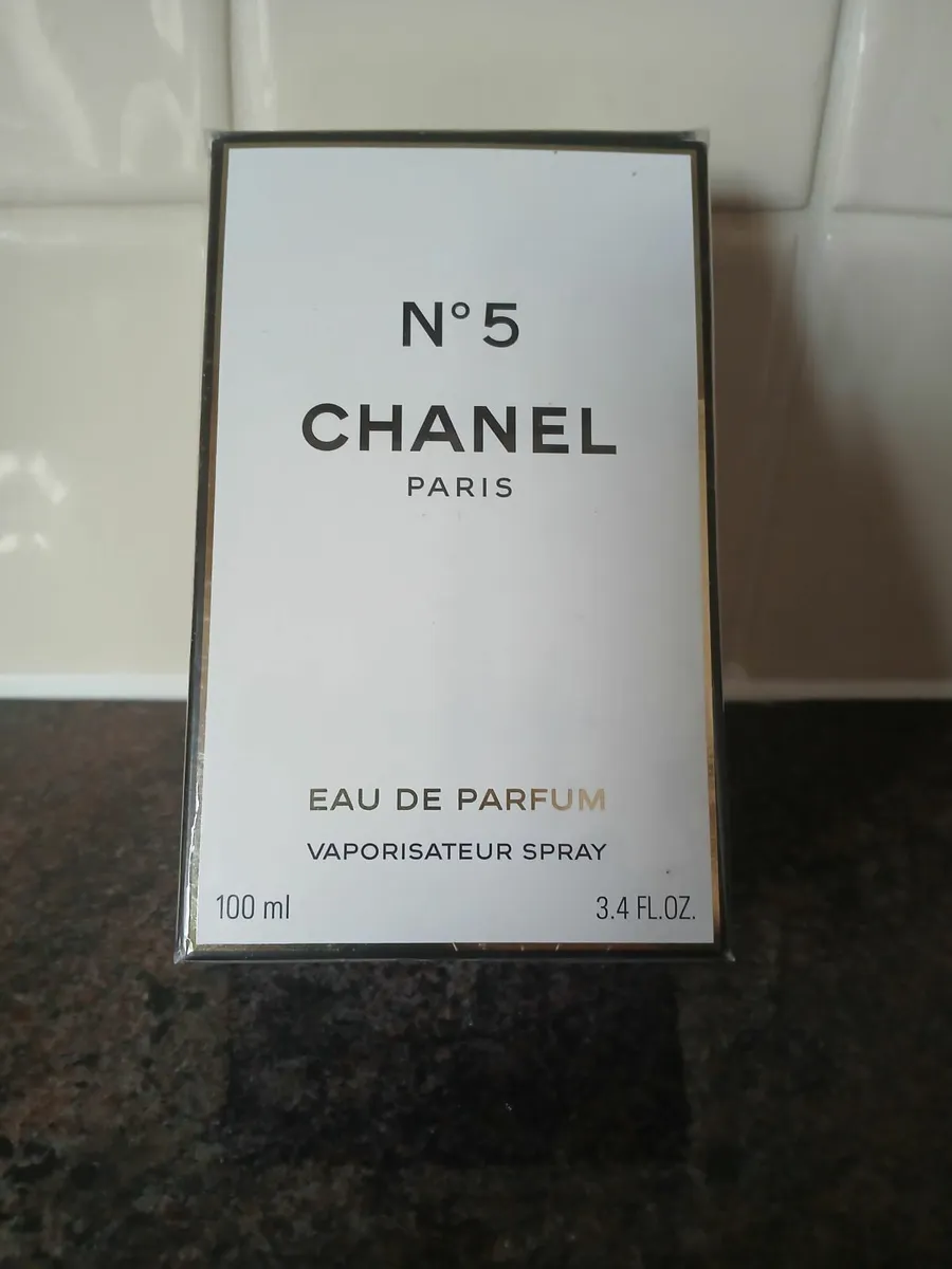 Chanel Paris No 5 perfume - Image 1