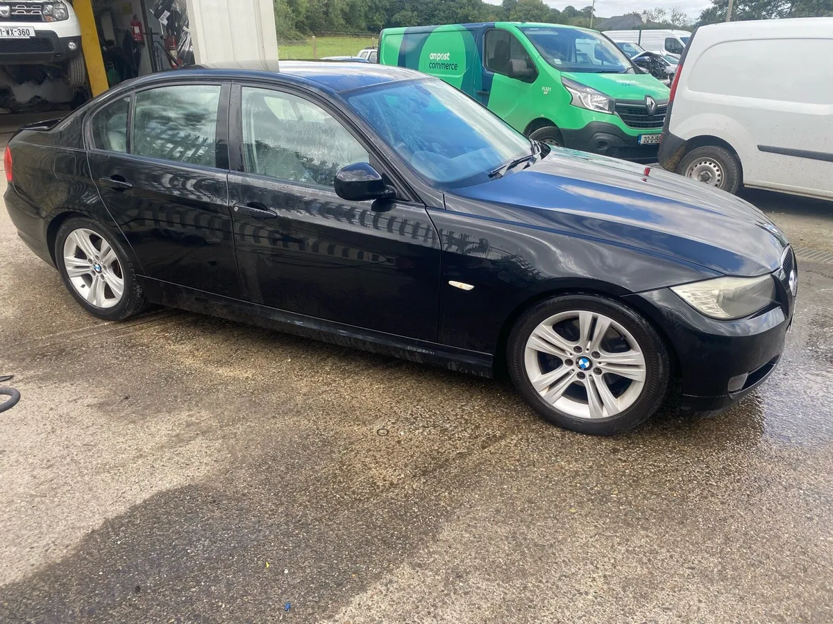 2011 BMW 320D - Image 2