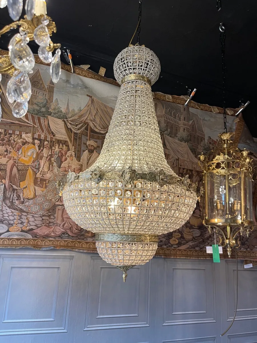 Very large chandelier - Image 1