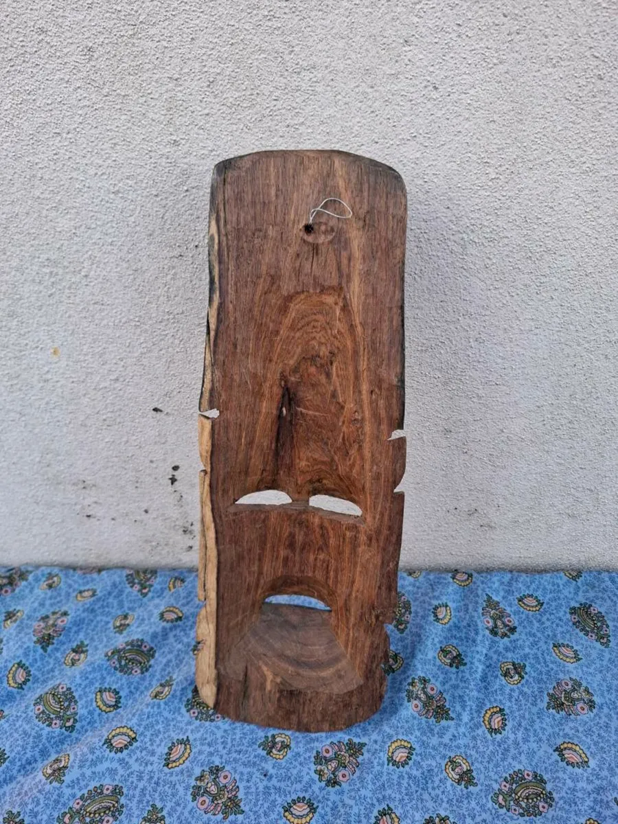 By post only vintage wood mask - Image 2
