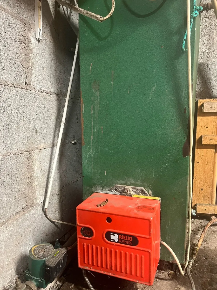 Oil burner - Image 1