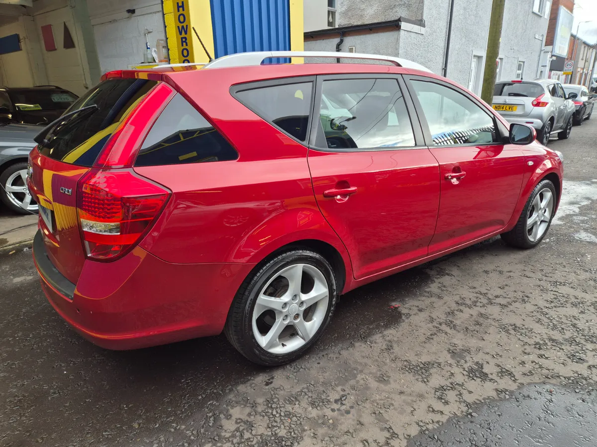 Kia Ceed 2012 - Image 3