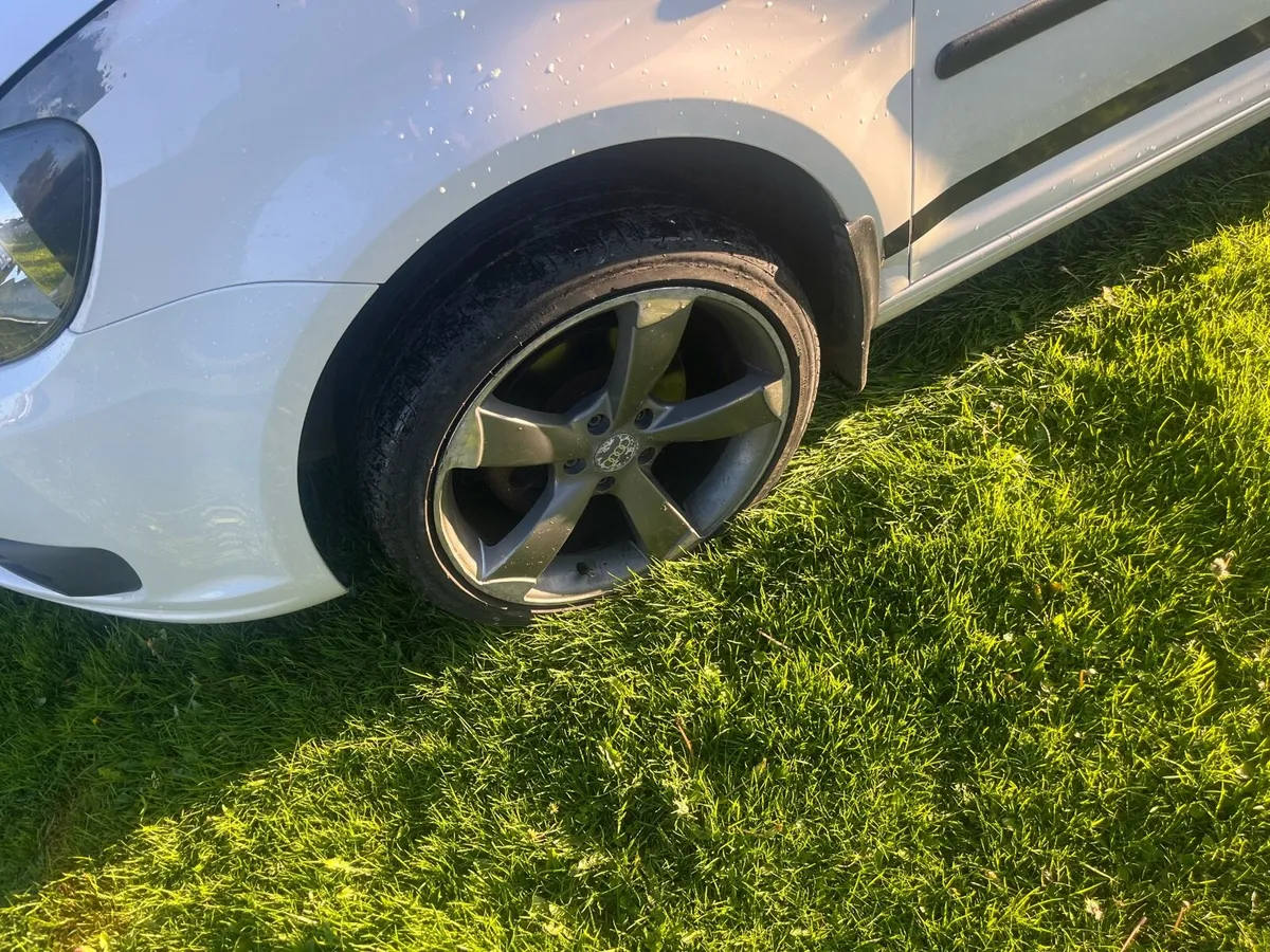 Vw caddy - Image 4
