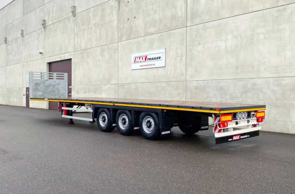 💥MAX FLAT TRAILER IN STOCK 💥 - Image 3