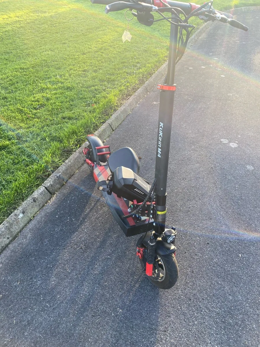 Electric scooter - Image 2