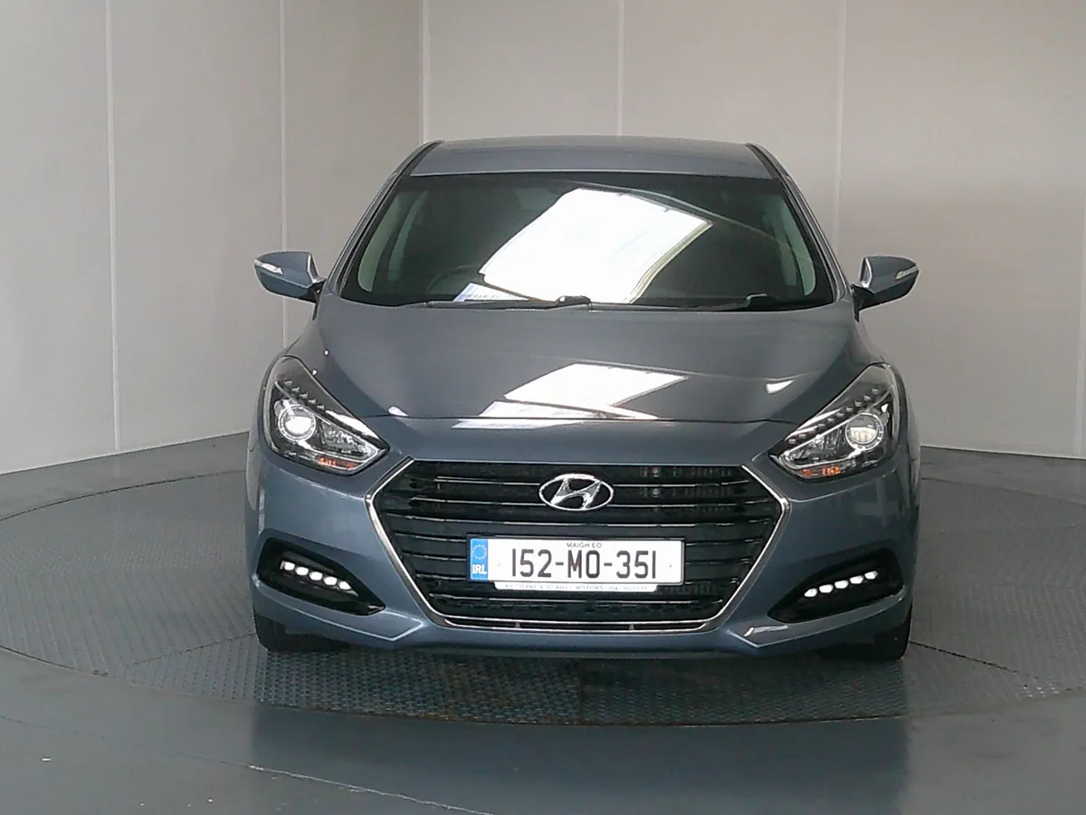 Hyundai i40 2015 - Image 2