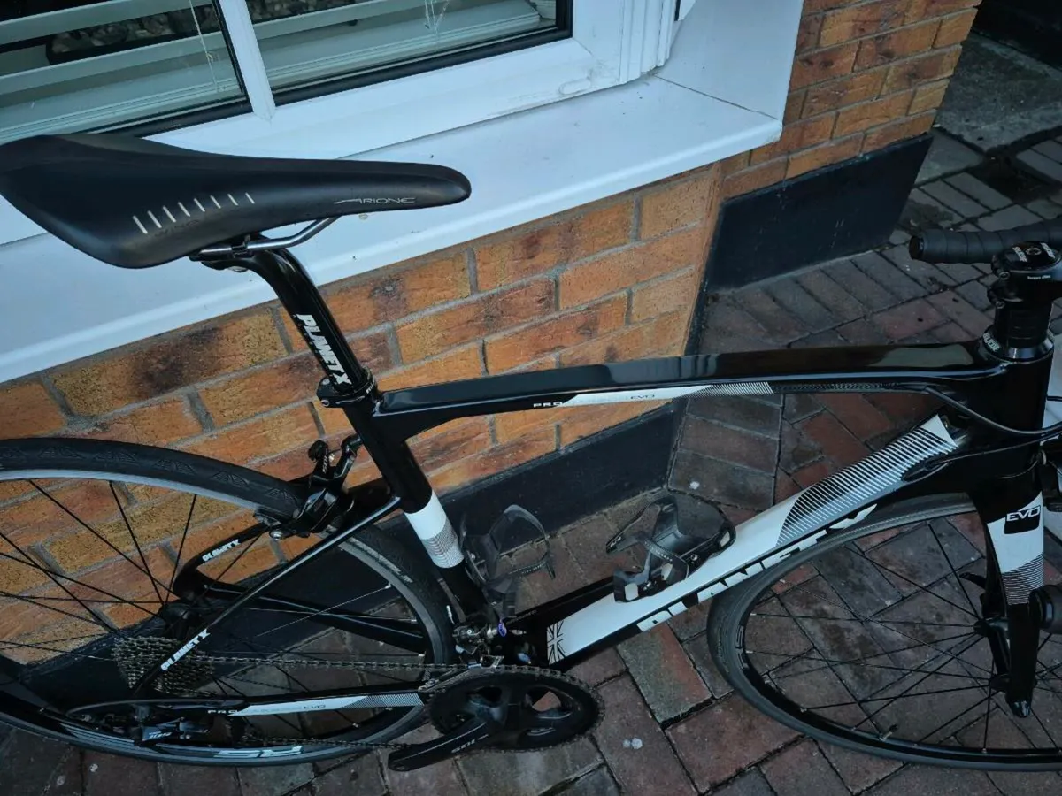 PLANET X PRO CARBON EVO BIKE - Image 2