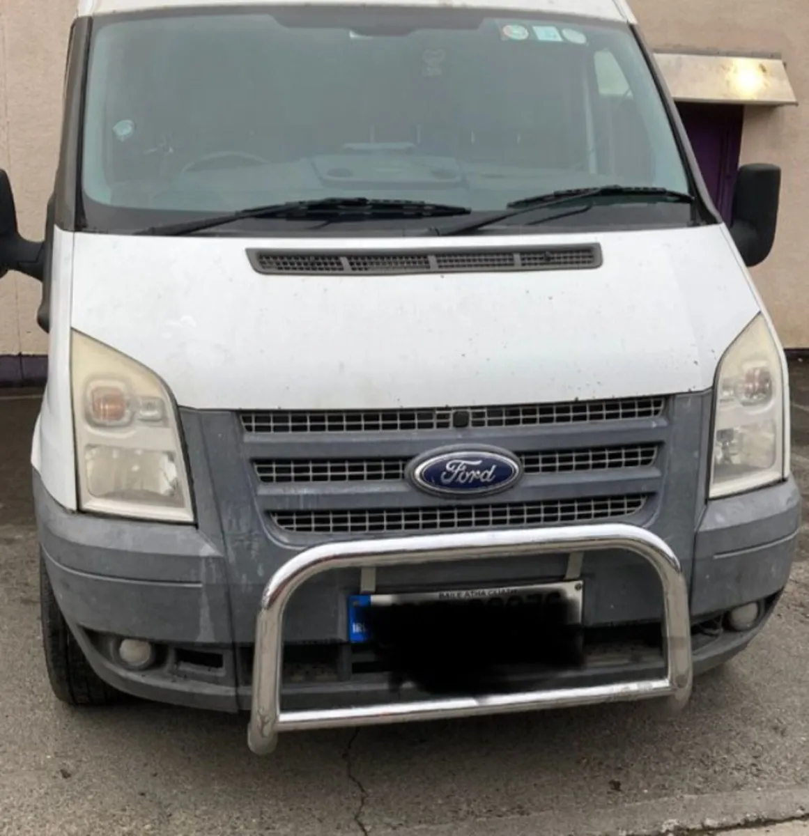 Has anyone got a transit bullbar same as in pic... - Image 1