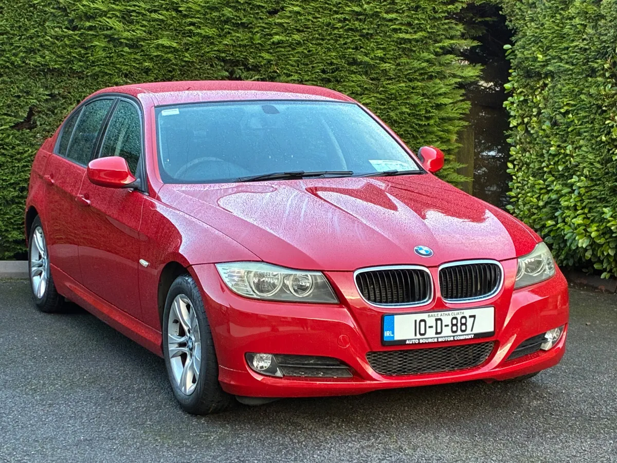 BMW 3-Series 318D Full BMW Service history - Image 3