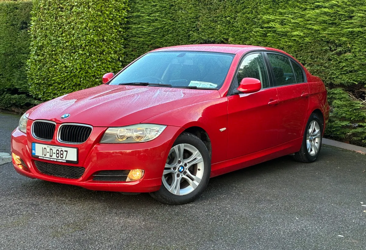 BMW 3-Series 318D Full BMW Service history - Image 2