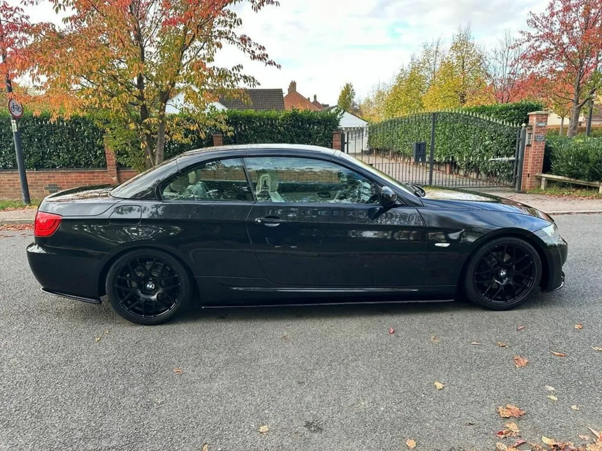 BMW 320i Cabrio Metal Top - Superb Value NI Car. - Image 3