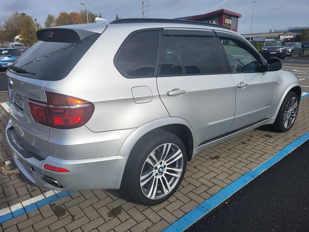 BMW X5 XDRIVE 3.0D M SPORT 7 Seater - Image 3