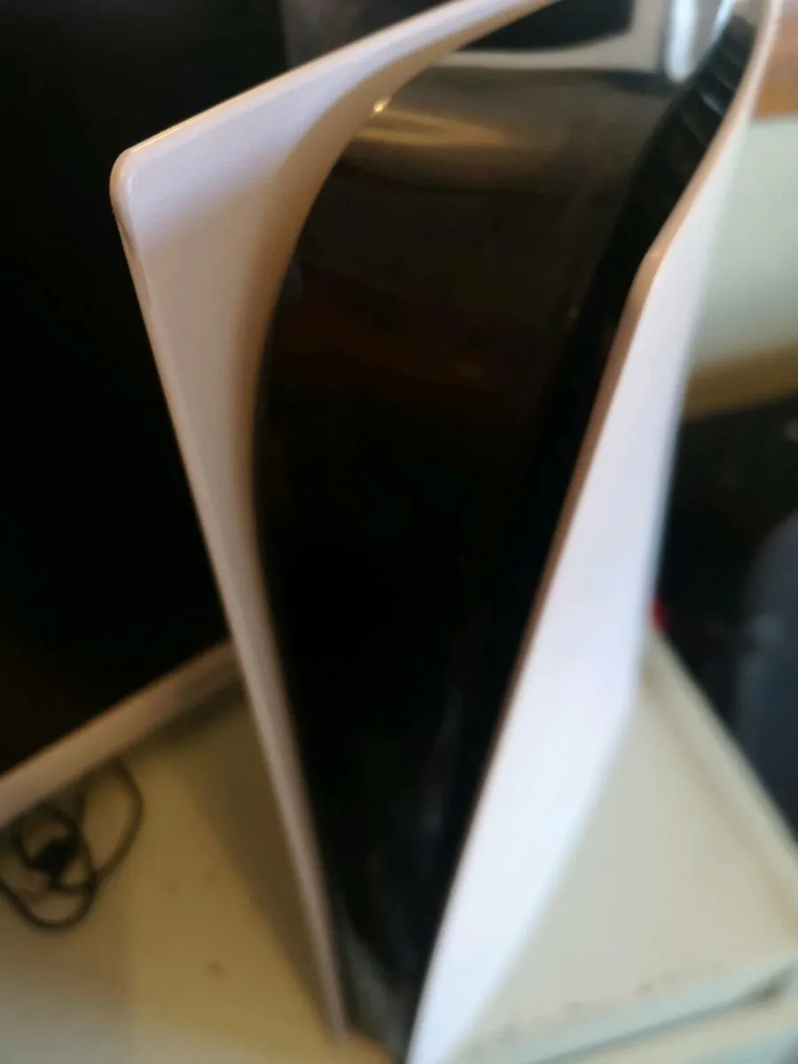 PlayStation 5 no box and no controller - Image 4