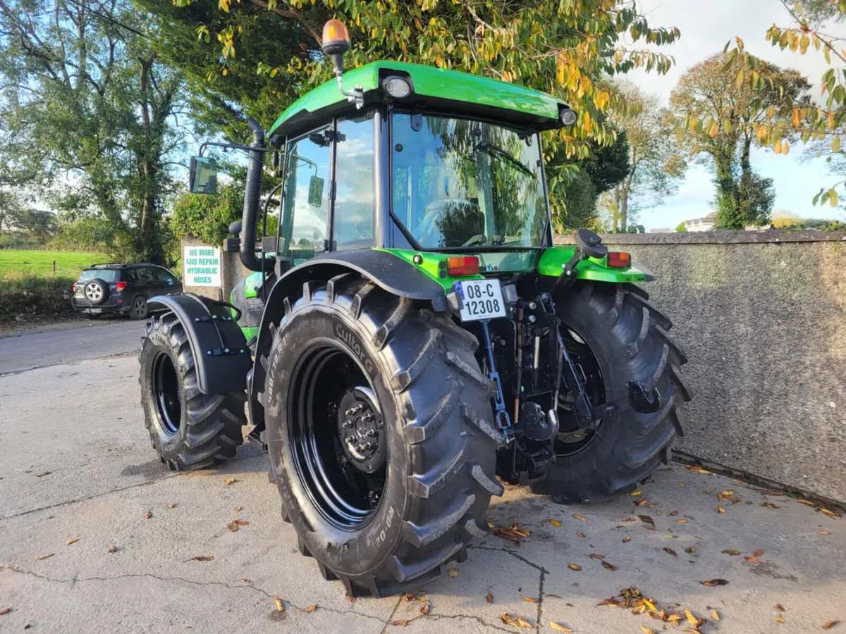 Deutz Agrofarm 85 with Laoder - Image 3