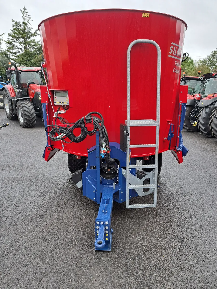 SILOKING COMPACT 13 DIET FEEDER - Image 4